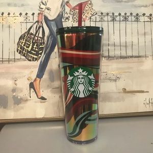 24oz cup iconic Starbucks logo and design